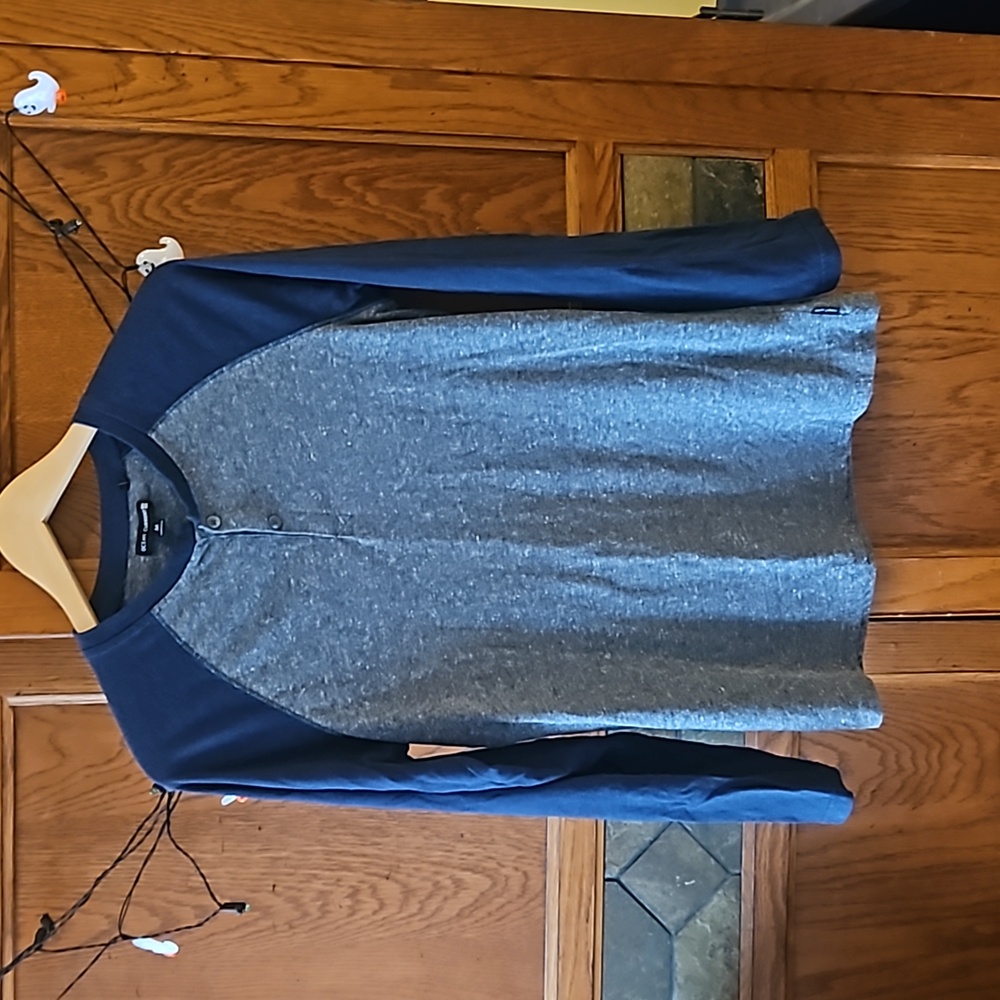 Ocean, current long sleeve men’s T-shirt, size medium